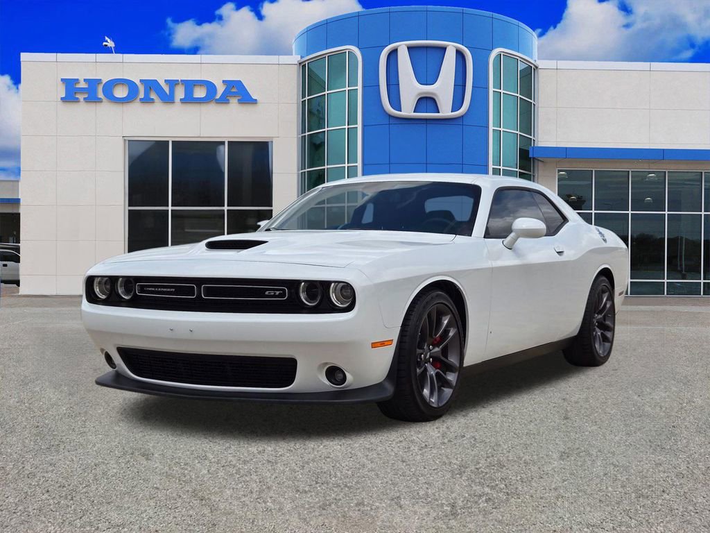Used 2023 Dodge Challenger GT w/ Plus Package image 7