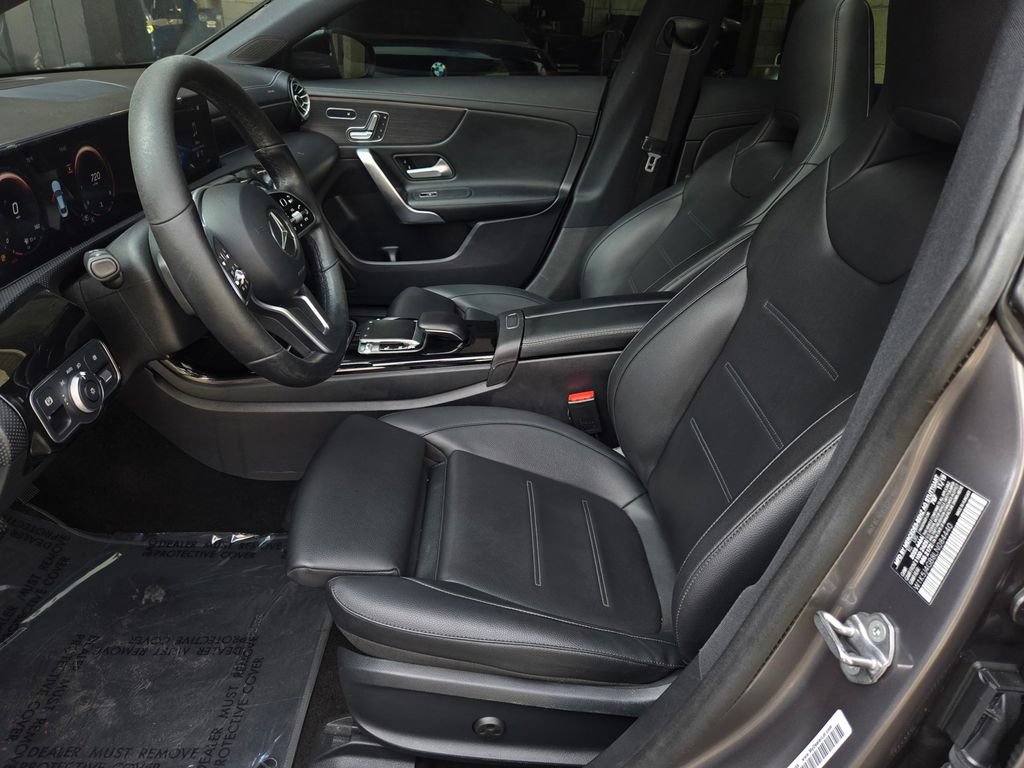 Used 2020 Mercedes-Benz CLA 250 image 18