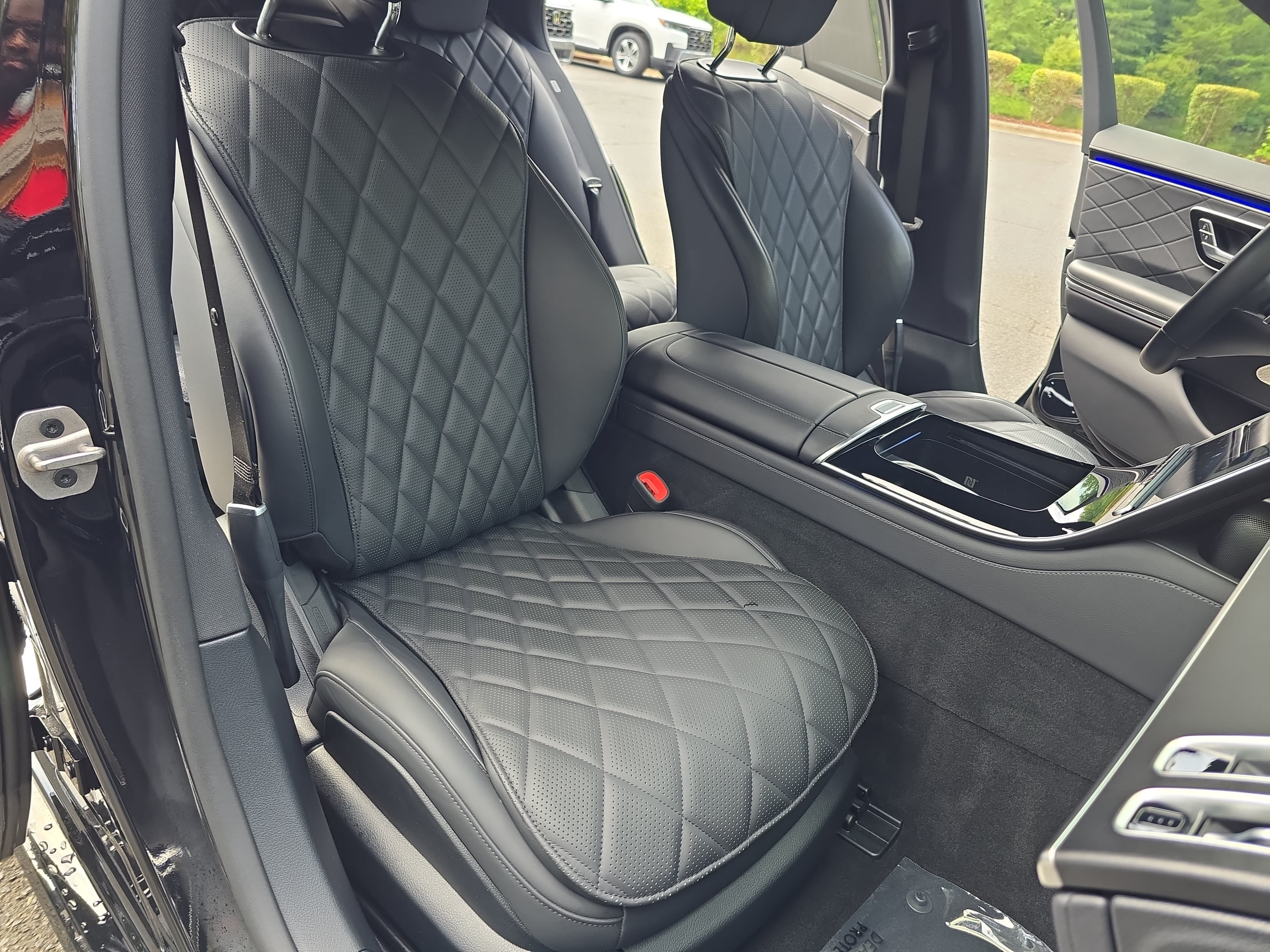 Used 2025 Mercedes-Benz S 580e 4MATIC Sedan image 10