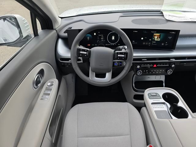 New 2026 Hyundai Ioniq 9 SE image 3