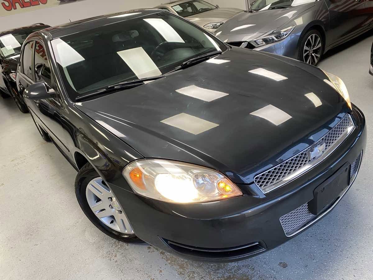 Used 2014 Chevrolet Impala LT w/ LT Sunroof Package image 9