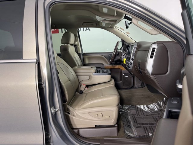 Used 2017 GMC Sierra 1500 SLT w/ SLT Premium Package image 31