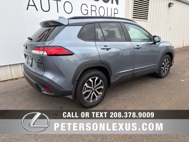 Used 2024 Toyota Corolla Cross SE image 3