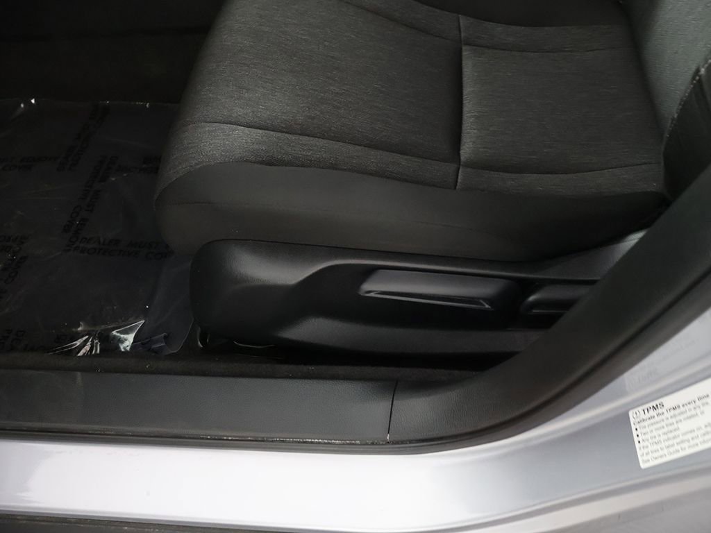 Used 2023 Honda Accord LX image 27