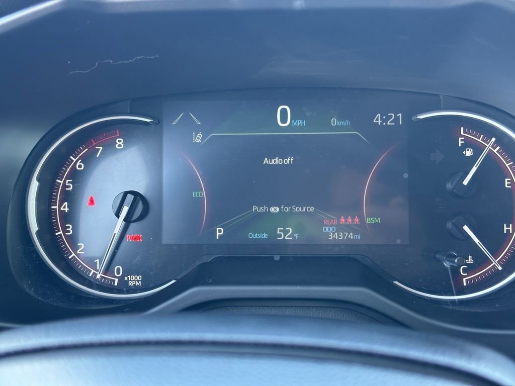 Used 2025 Toyota RAV4 XLE AWD/4WD image 15