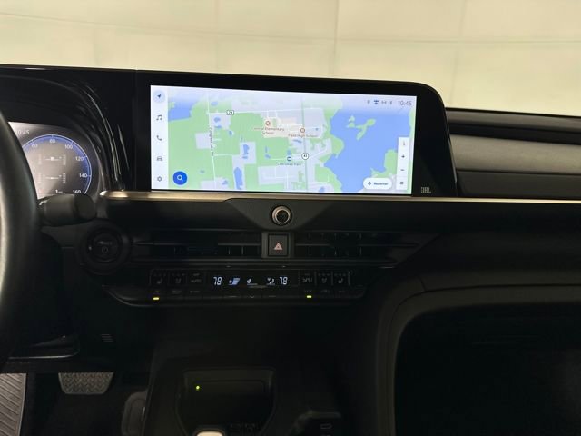 Used 2023 Toyota Crown Platinum image 21