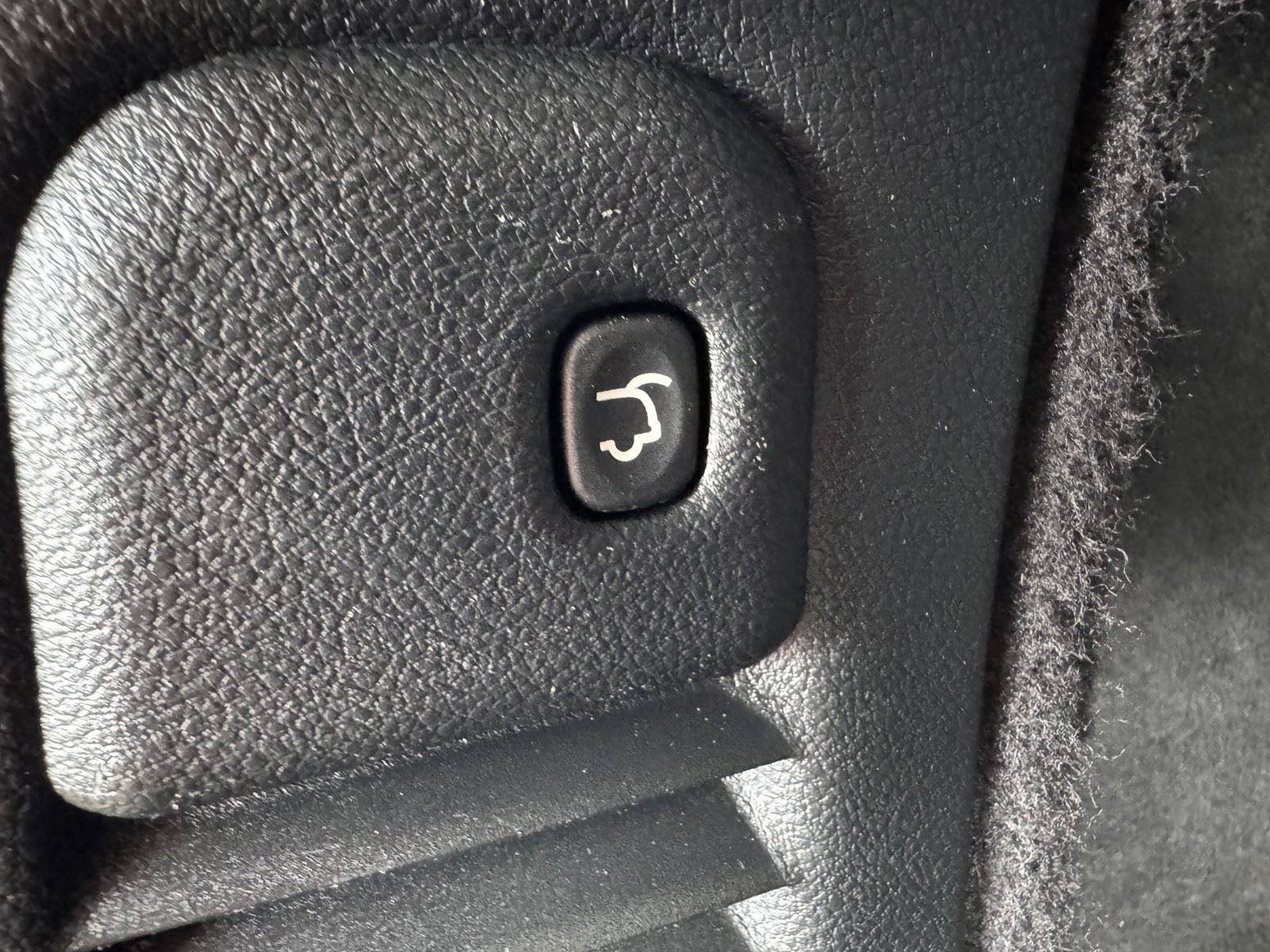 Used 2020 Dodge Durango R/T RWD image 39