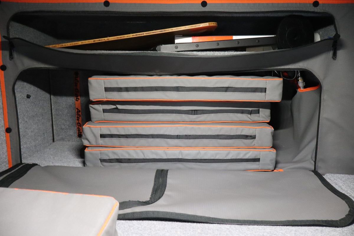 Used 2023 Toyota Tacoma TRD Off-Road w/ TRD Premium Off Road Package AWD/4WD image 29