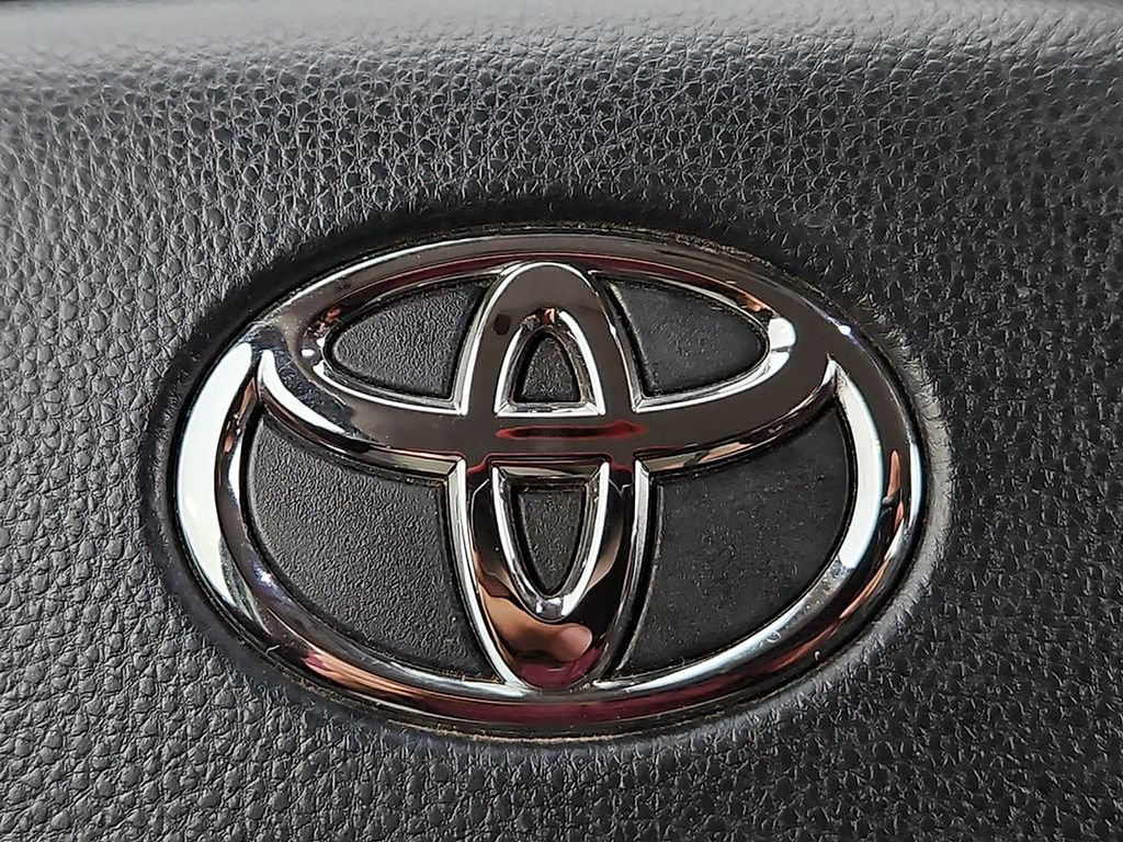 Used 2022 Toyota Tundra SR5 AWD/4WD image 28