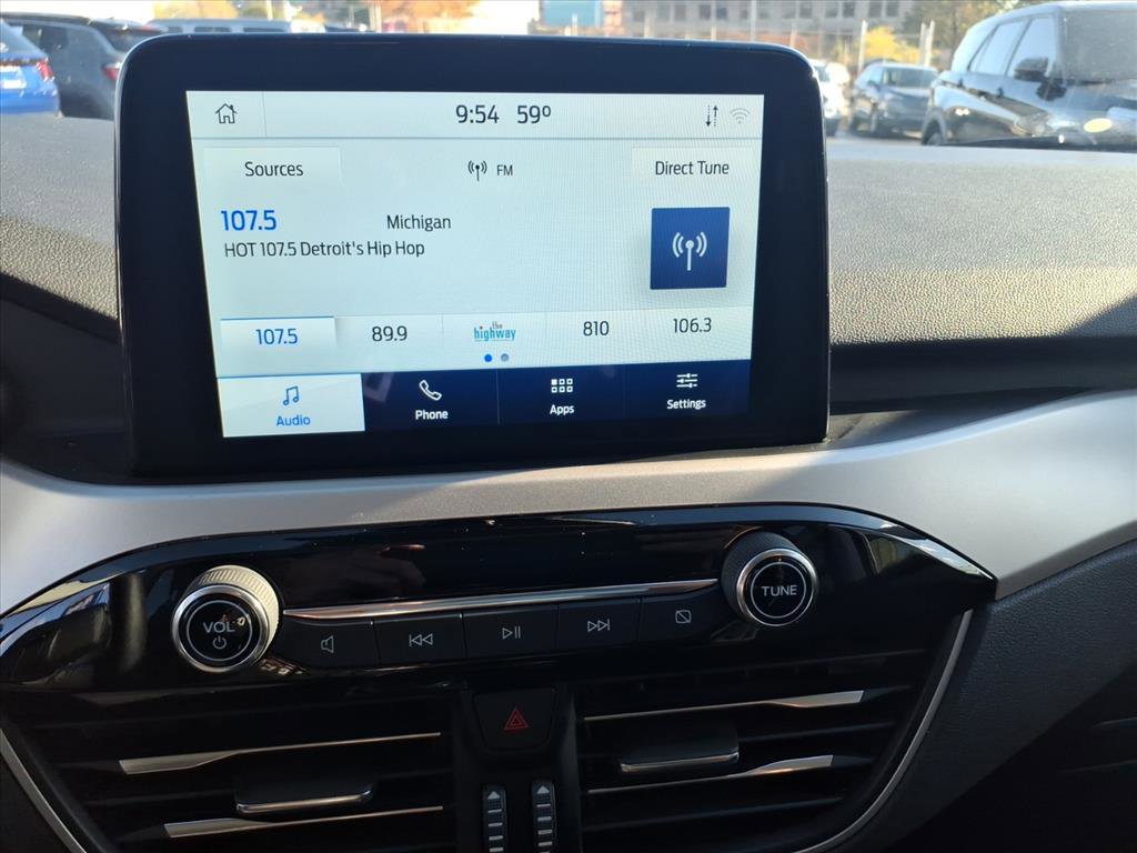 Used 2022 Ford Escape SEL image 16