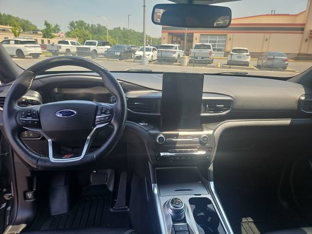 Used 2020 Ford Explorer ST w/ ST Street Pack AWD/4WD image 16