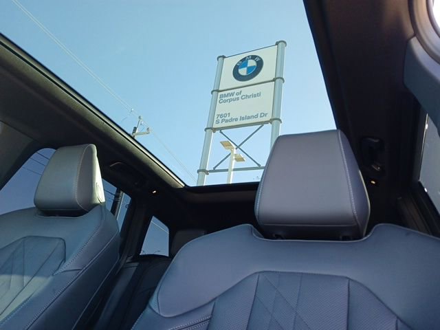 Used 2025 BMW X3 M50 w/ Premium Package image 28