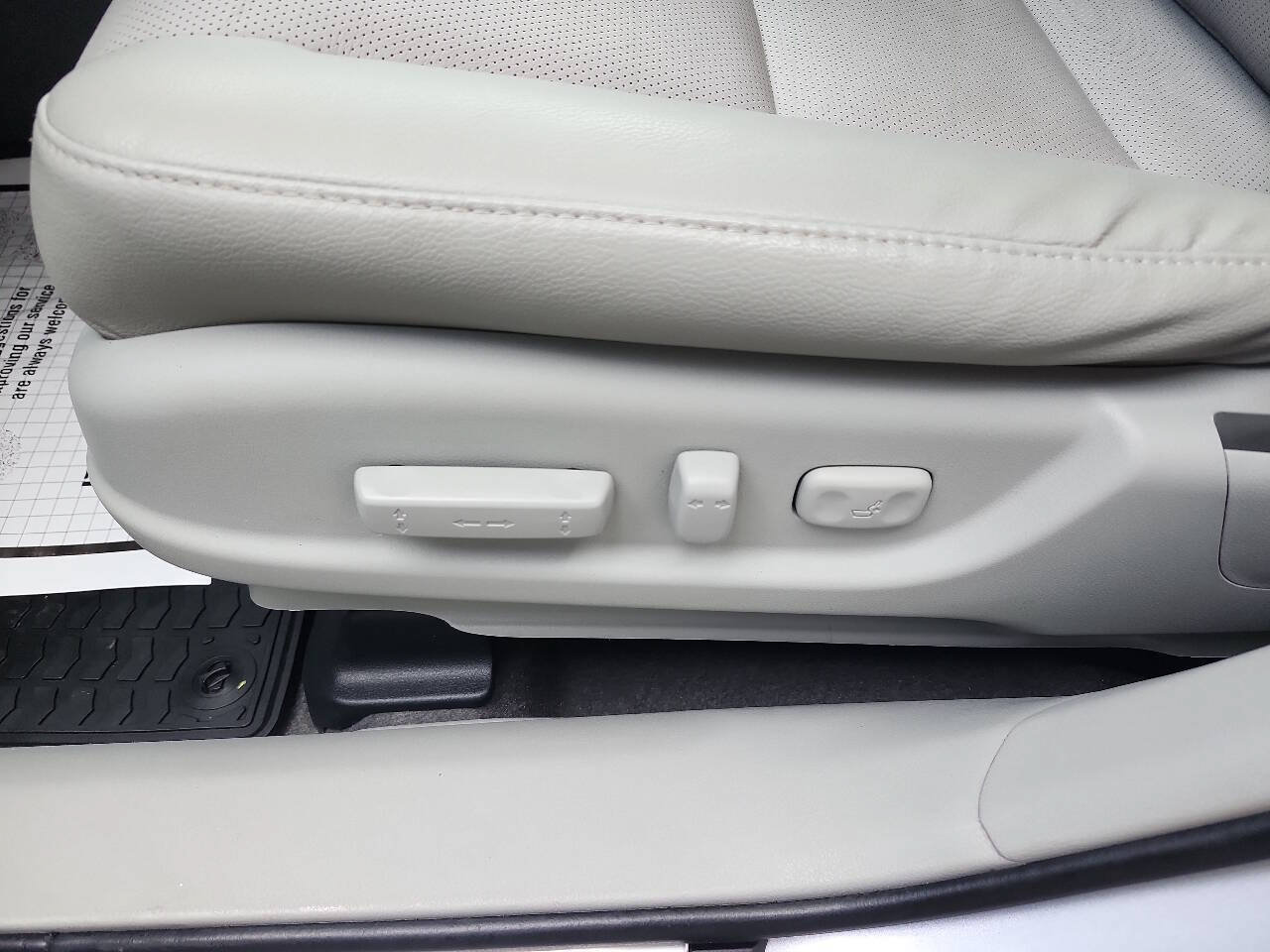 Used 2017 Acura RDX AWD w/ Technology Package image 13