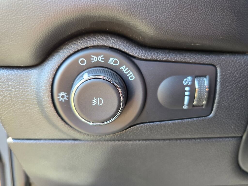 Used 2021 Dodge Durango SXT w/ Trailer Tow Group IV image 24