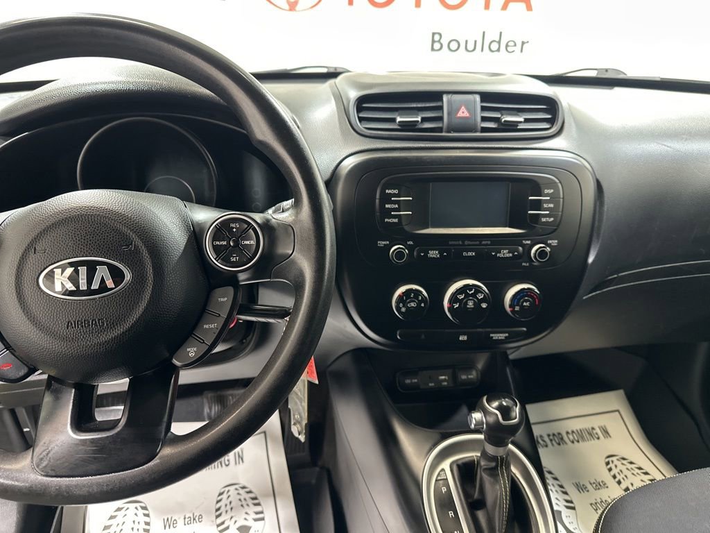Used 2016 Kia Soul + image 25