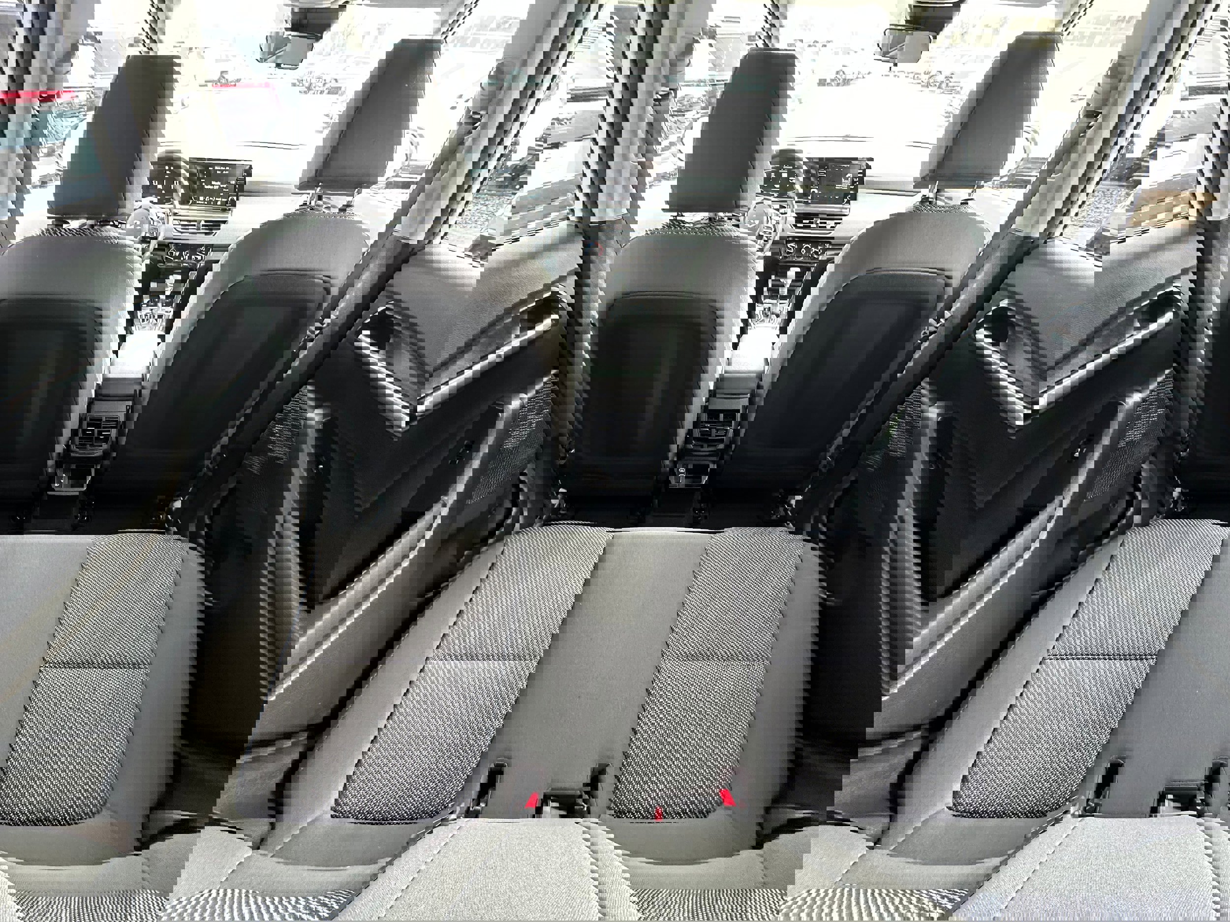 Used 2024 Kia Seltos LX image 12