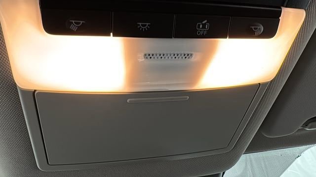 Certified 2025 Nissan Rogue SV image 31