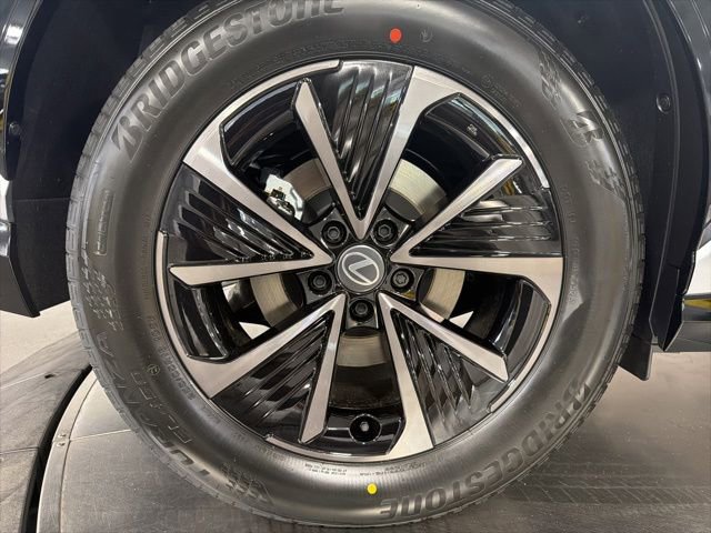 New 2026 Lexus RZ 450e AWD image 8