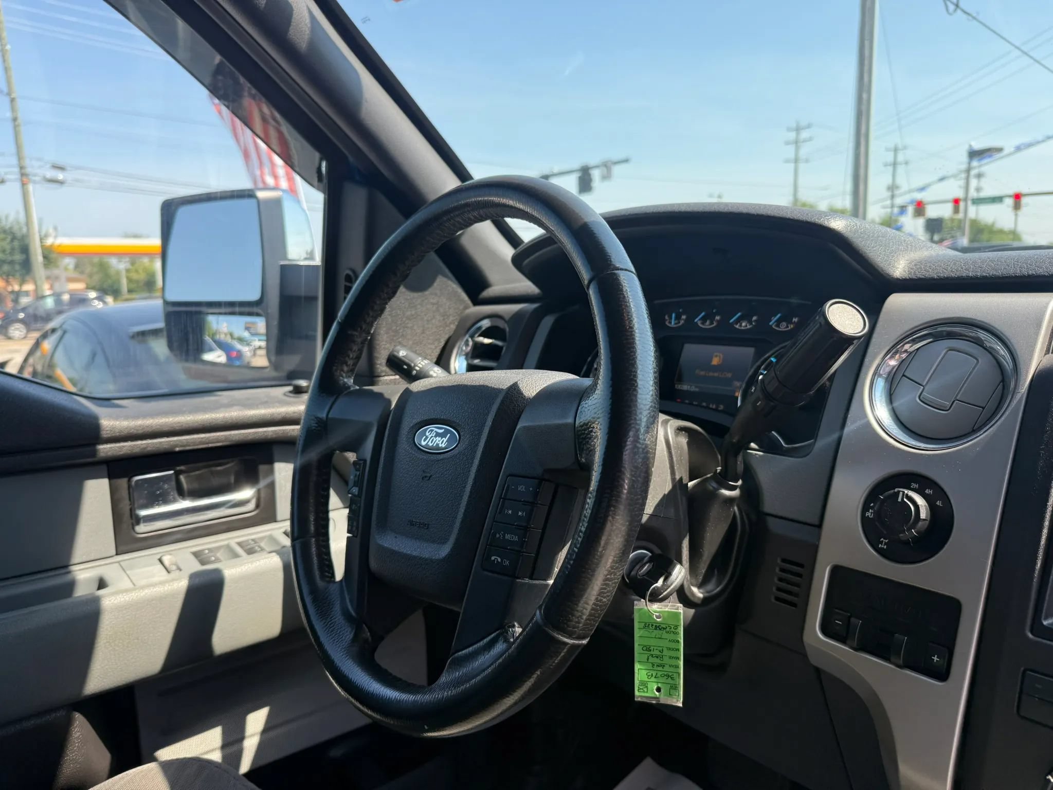 Used 2012 Ford F150 XLT w/ XLT Chrome Pkg AWD/4WD image 24