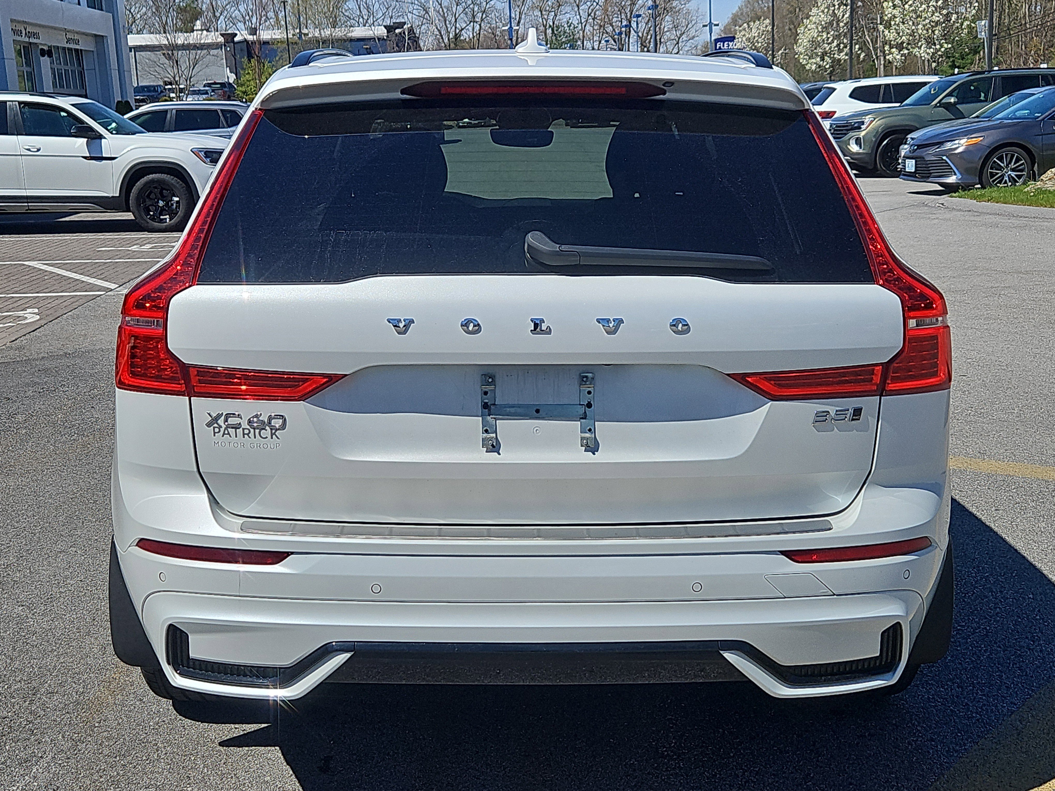 Certified 2023 Volvo XC60 B5 Plus w/ Climate Package AWD/4WD image 27