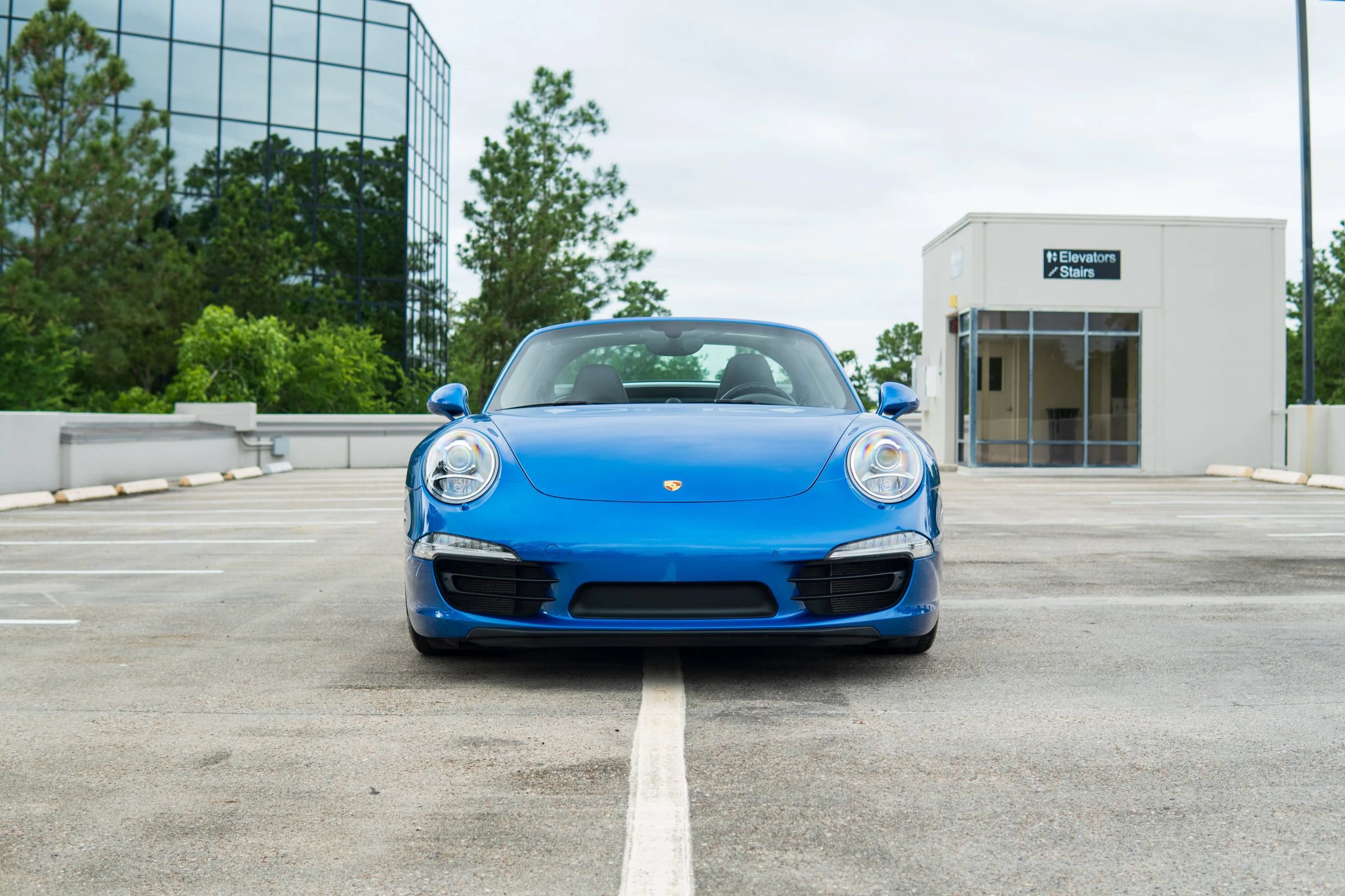 Used 2015 Porsche 911 Targa 4S w/ Sport Chrono Package AWD/4WD image 14