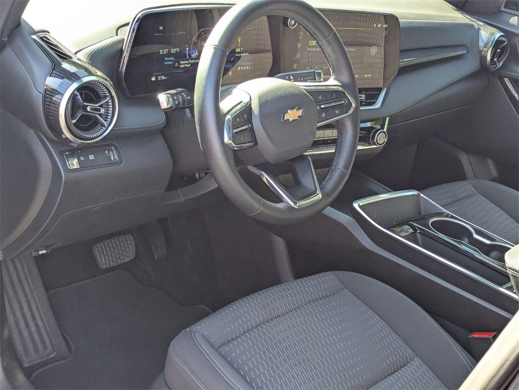Used 2025 Chevrolet Equinox LT image 15