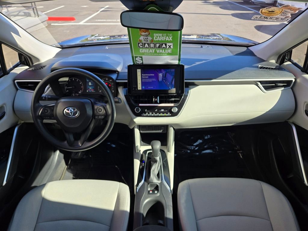 Used 2024 Toyota Corolla Cross L image 35