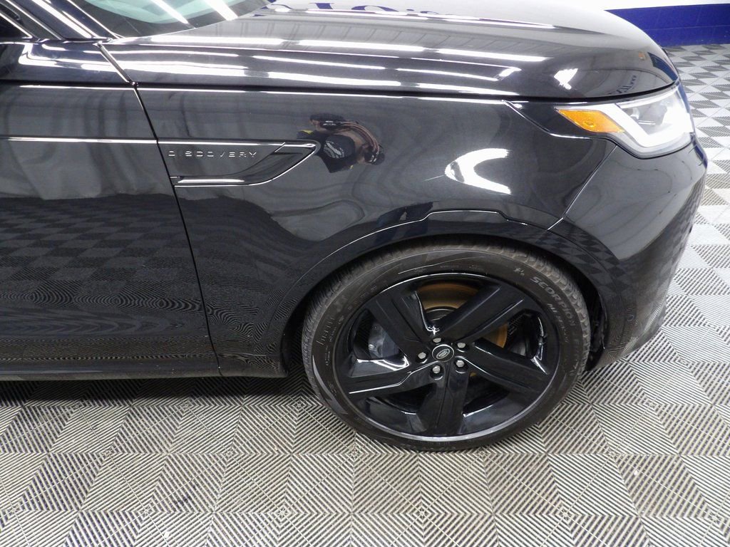 Used 2024 Land Rover Discovery Dynamic SE image 27