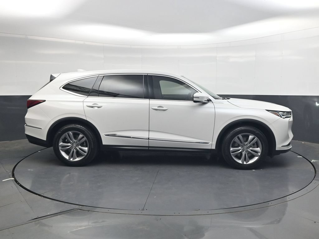 Used 2024 Acura MDX SH-AWD image 3