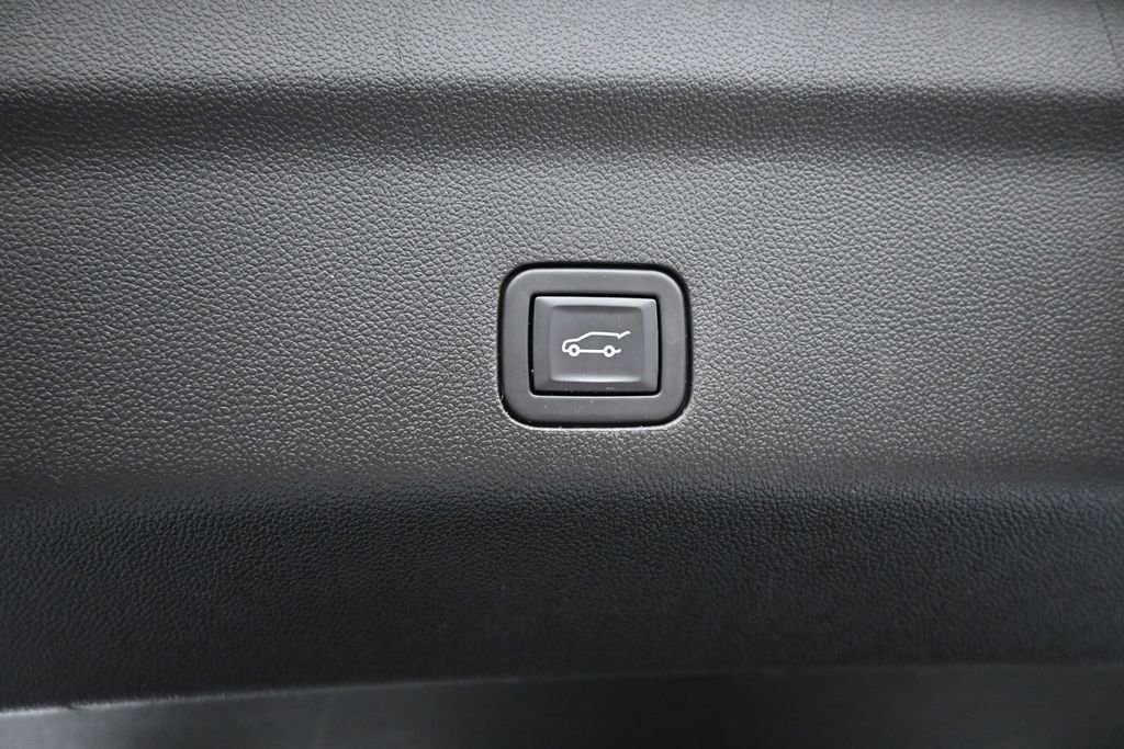 Used 2023 Chevrolet Tahoe LT AWD/4WD image 28