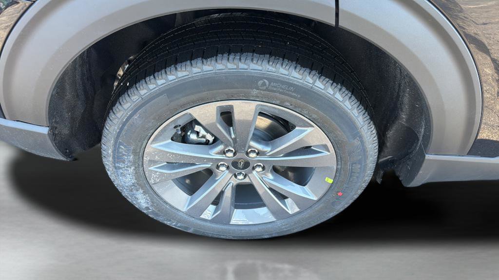 New 2026 Ford Explorer Active image 39