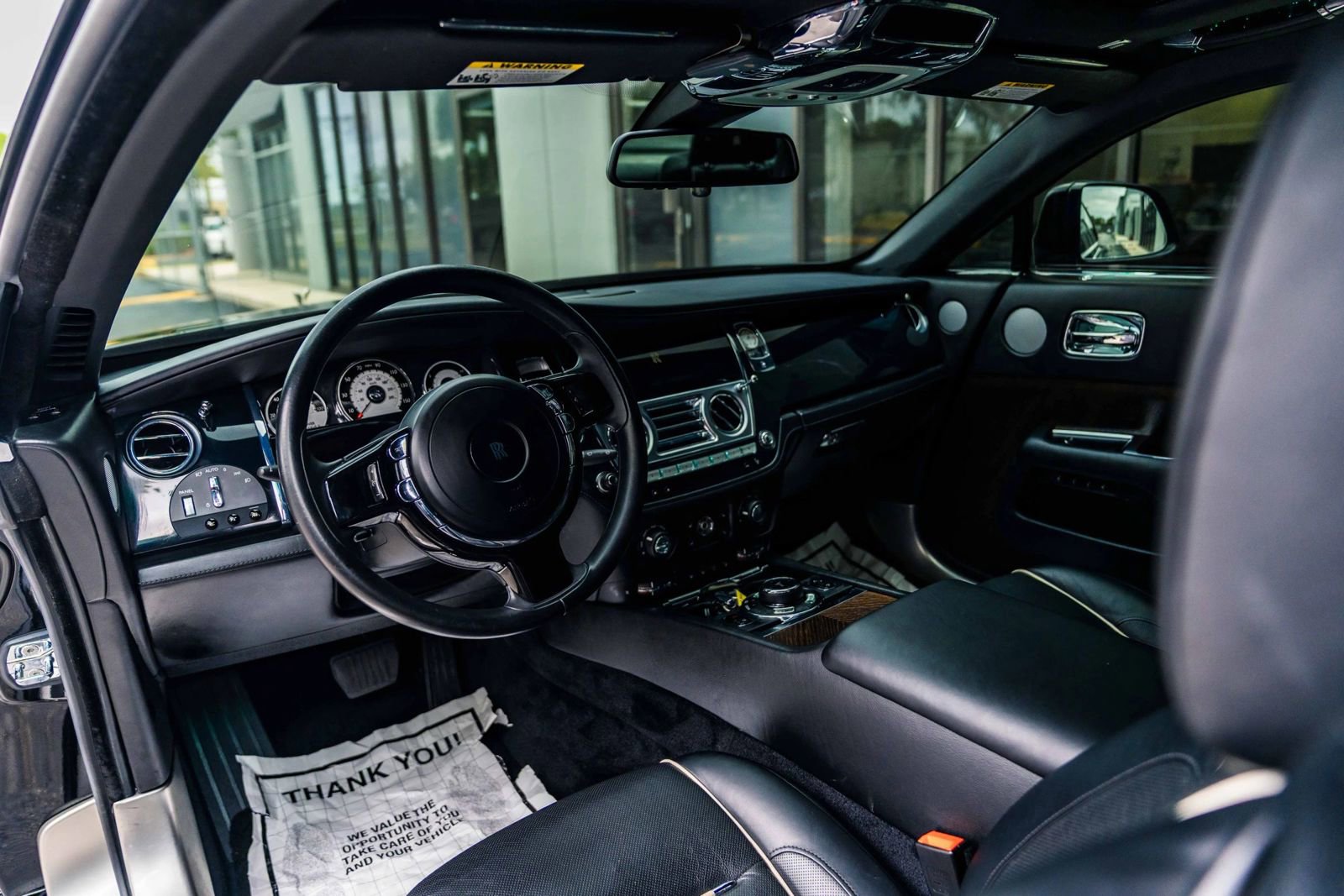 Used 2015 Rolls-Royce Wraith RWD image 24