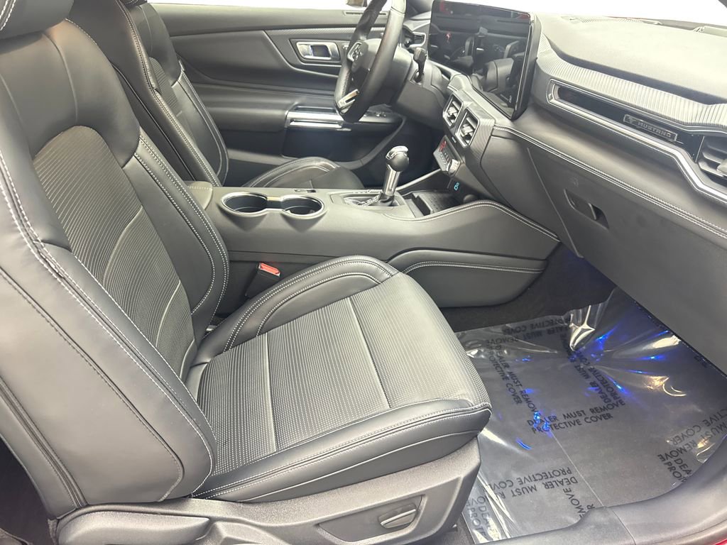 Used 2024 Ford Mustang Premium image 39