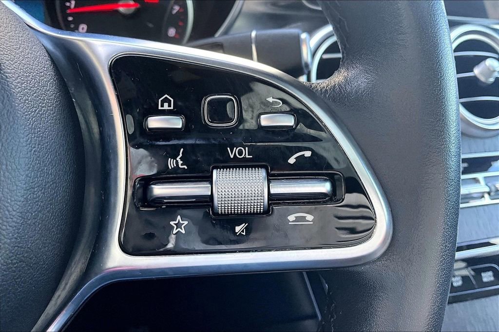 Used 2020 Mercedes-Benz GLC 300 4MATIC image 12