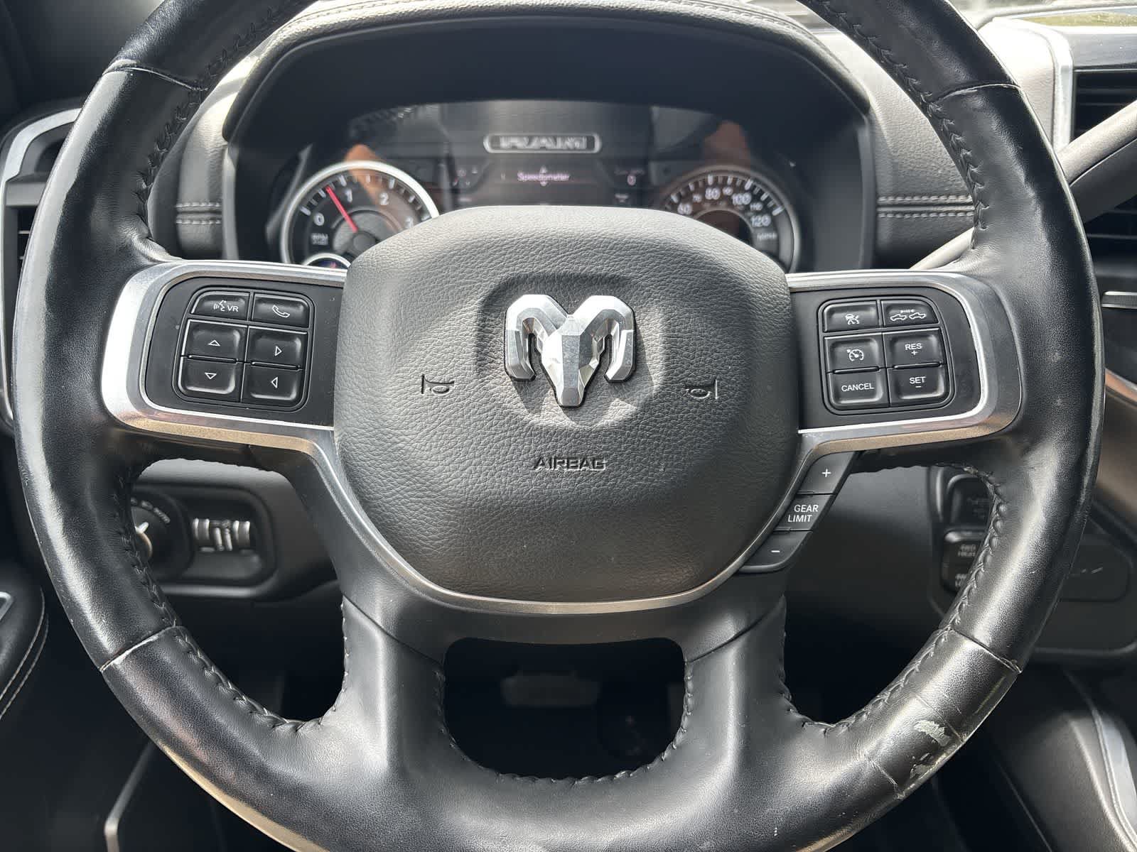 Used 2020 RAM 3500 Laramie AWD/4WD image 9
