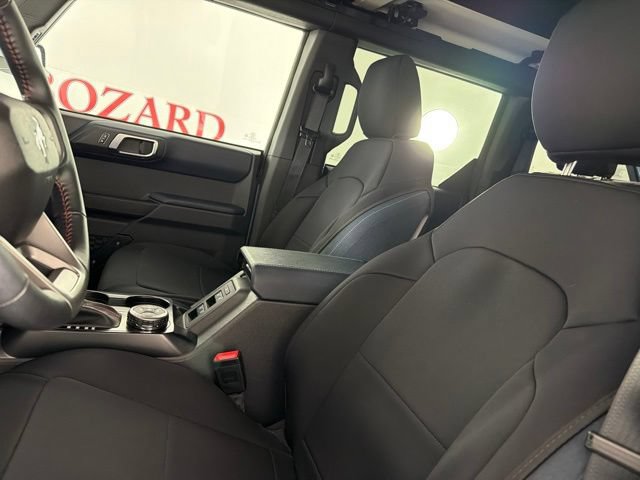 Used 2025 Ford Bronco Heritage Edition AWD/4WD image 11