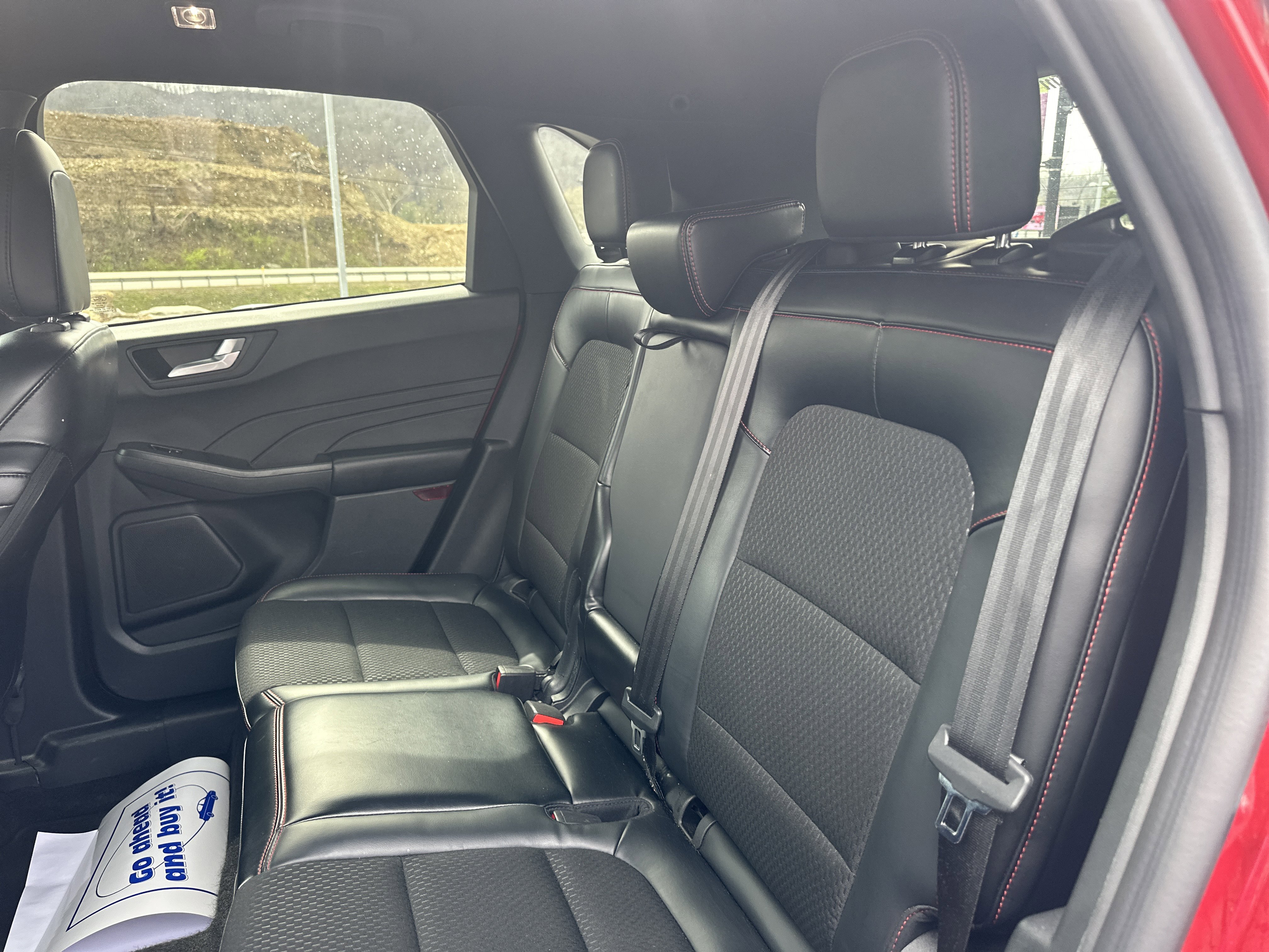 Used 2025 Ford Escape ST-Line image 20