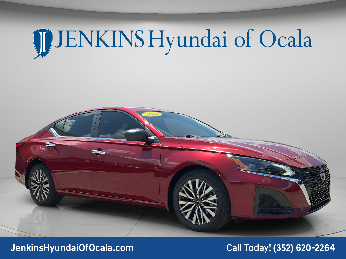 Used 2025 Nissan Altima 2.5 SV