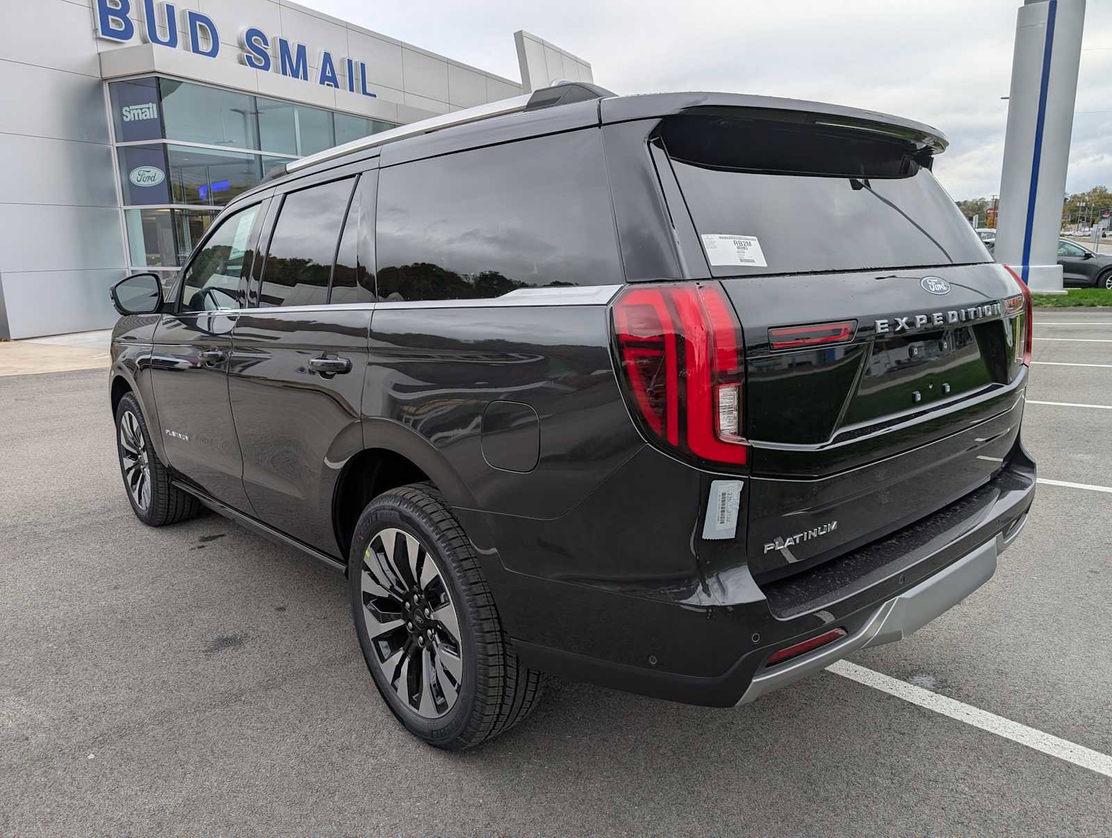 New 2025 Ford Expedition Platinum w/ Driver's Package image 9