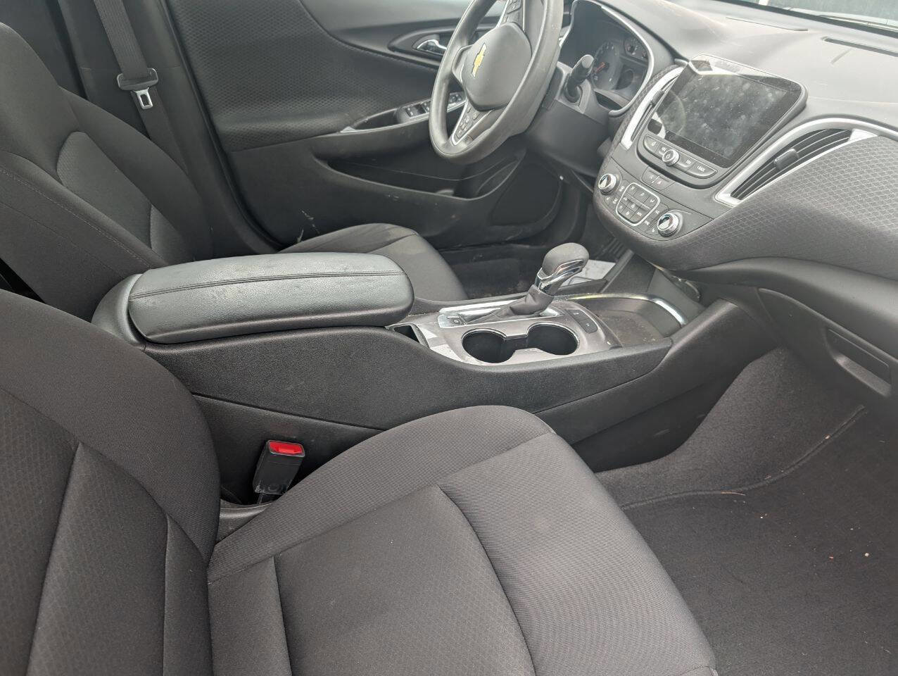 Used 2024 Chevrolet Malibu LT image 4