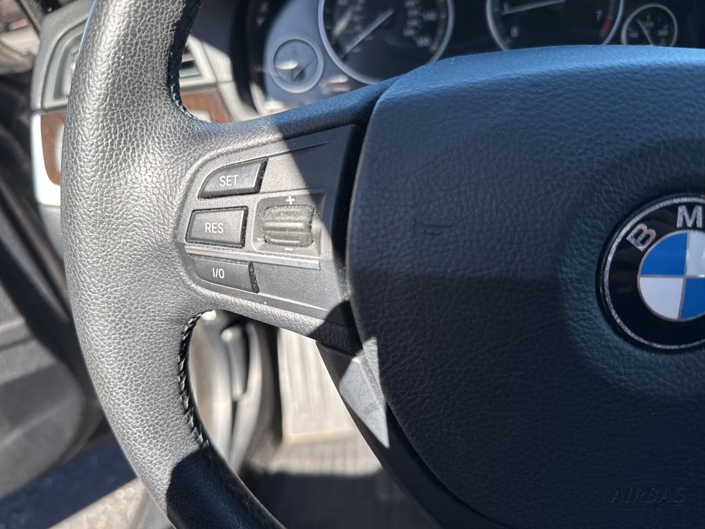 Used 2013 BMW 528i xDrive Sedan image 30