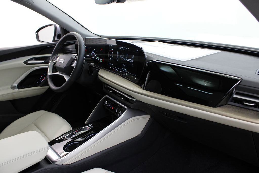 New 2025 Audi Q5 Premium image 24