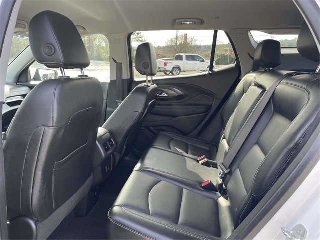 Used 2024 GMC Terrain SLT image 13