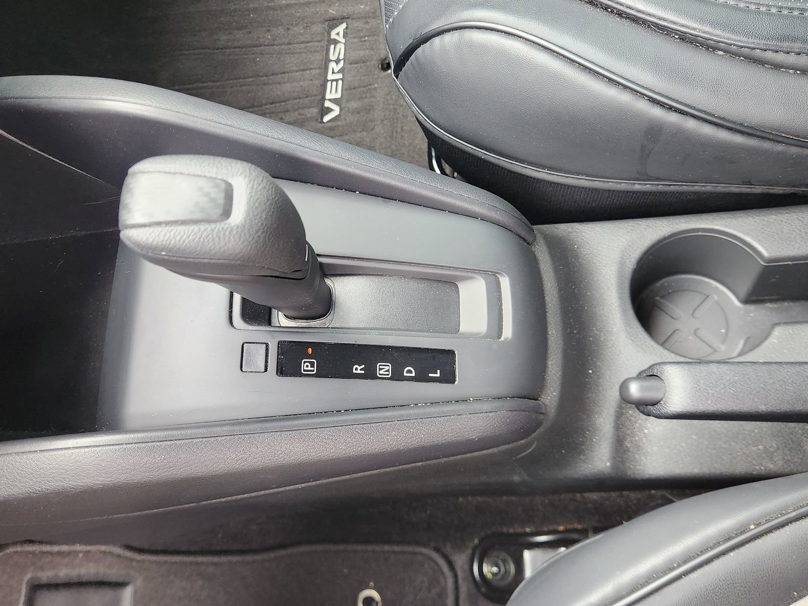 Used 2024 Nissan Versa S w/ Trunk Package FWD image 24