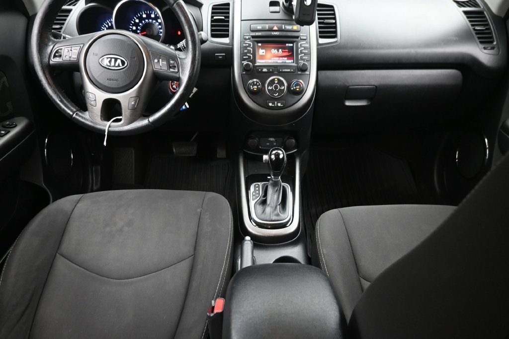 Used 2012 Kia Soul + w/ Audio Pkg FWD image 15