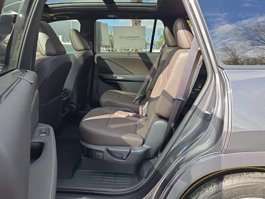 New 2026 Lexus TX 350 AWD image 5