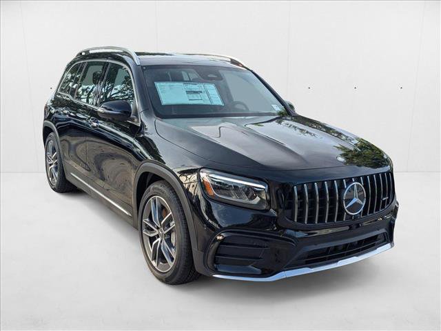 New 2025 Mercedes-Benz GLB 35 AMG 4MATIC image 6