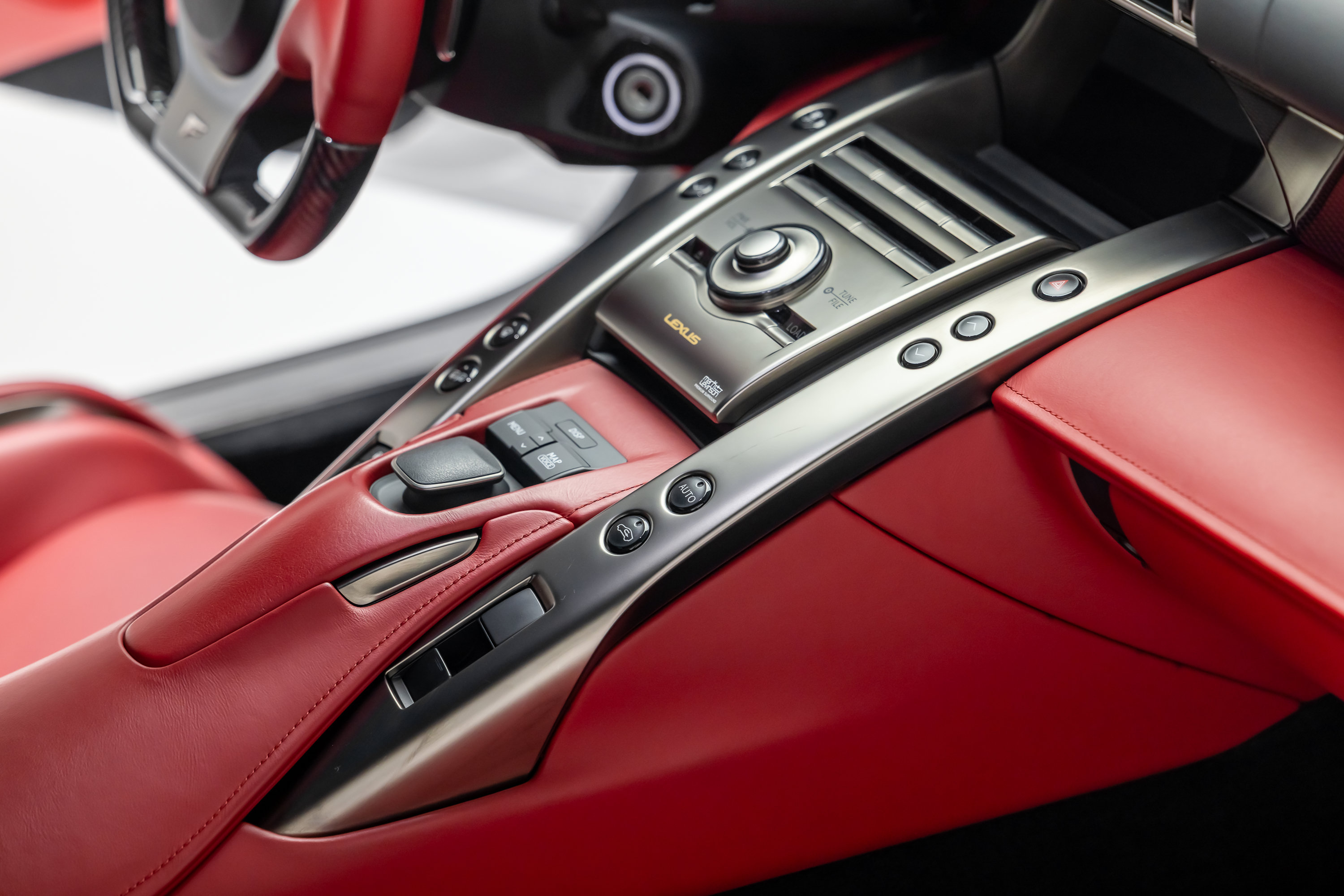 Used 2012 Lexus LFA RWD image 66