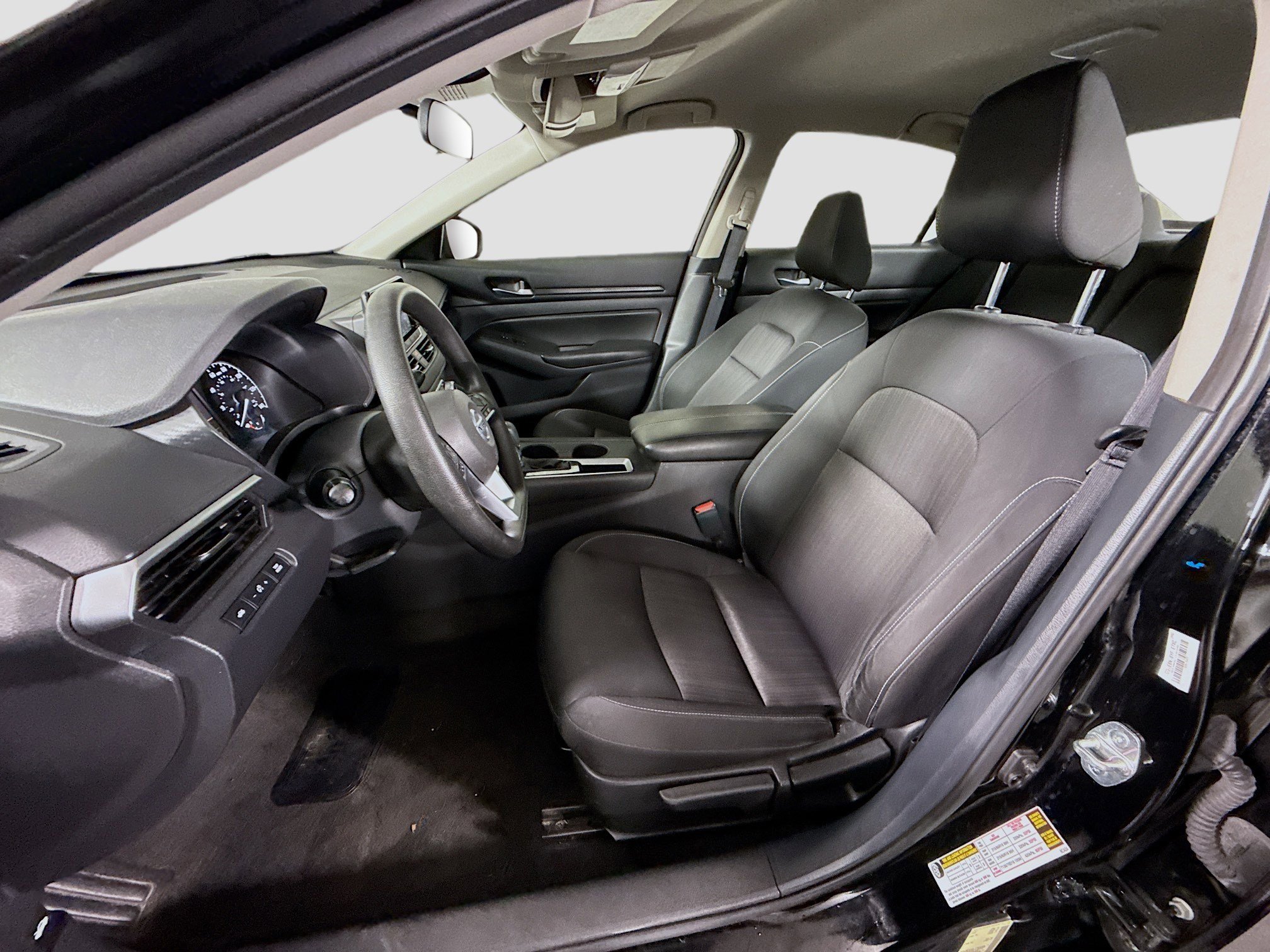 Used 2022 Nissan Altima 2.5 S FWD image 22