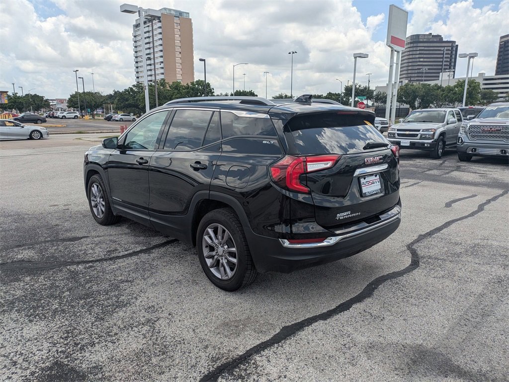 Used 2023 GMC Terrain SLT image 6